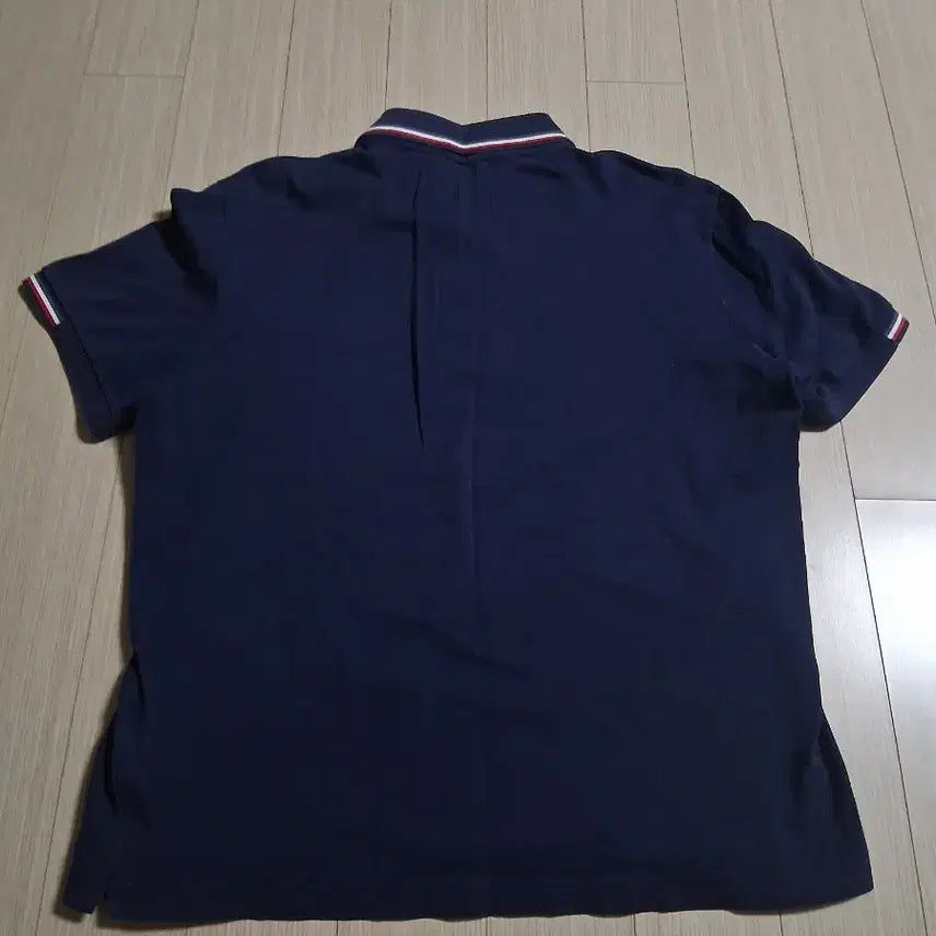 [SOLD OUT] 몽클레어 네이비 반팔 카라티