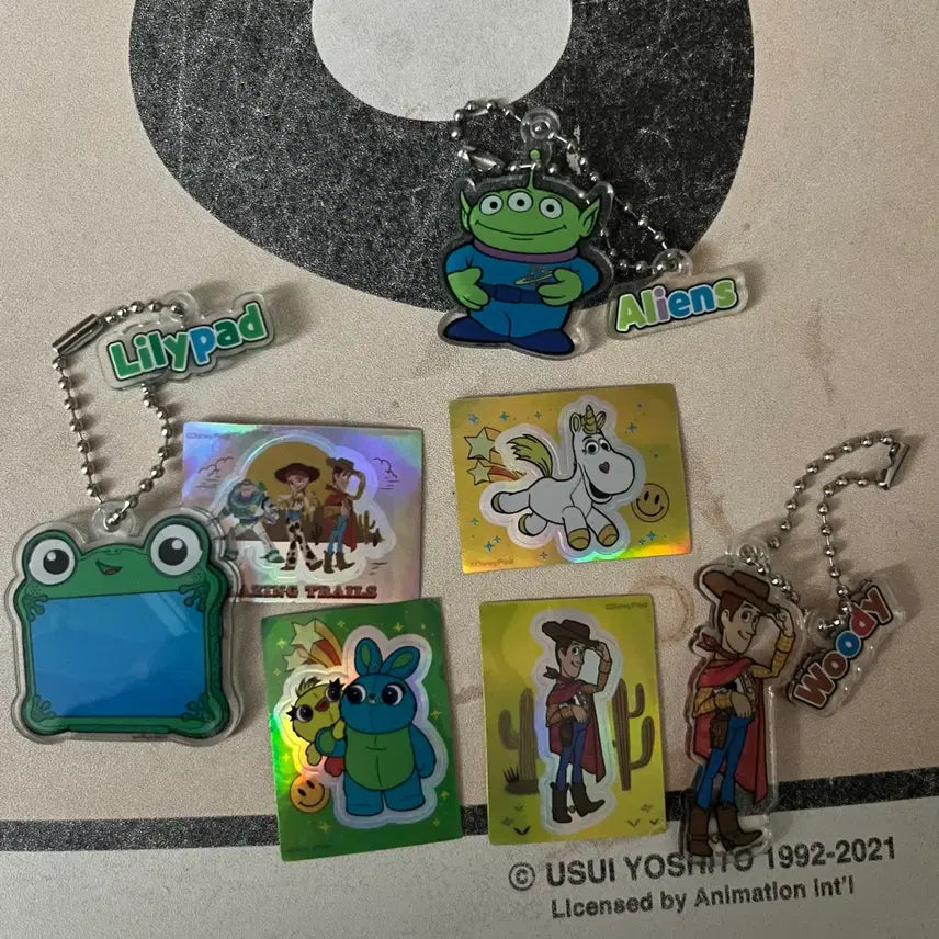 [BUNJANG] Disney Pixar Toy Story 5 Acrylic Keychain Set (4 Types) / [키링추가]토이스토리5 시크릿 토이스토리 아크릴키링 4종 일괄
