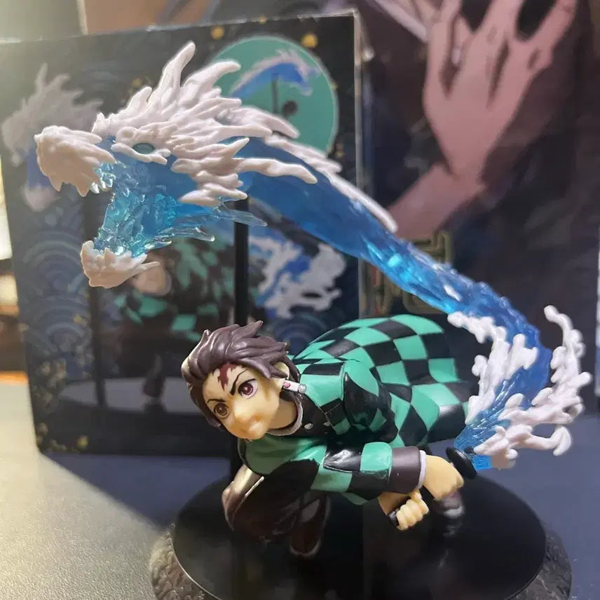 [BUNJANG] Demon Slayer Tanjiro Figure / 귀멸의 칼날 탄지로 피규어