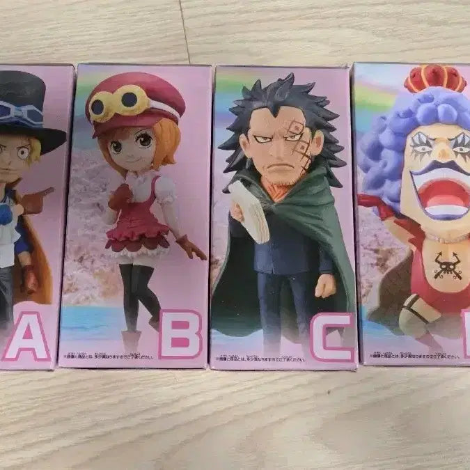 [BUNJANG] One Piece World Collectable Figure Set (4 Types, Sealed) / 미개봉 원피스 월콜 월드 콜렉터블 피규어 4종