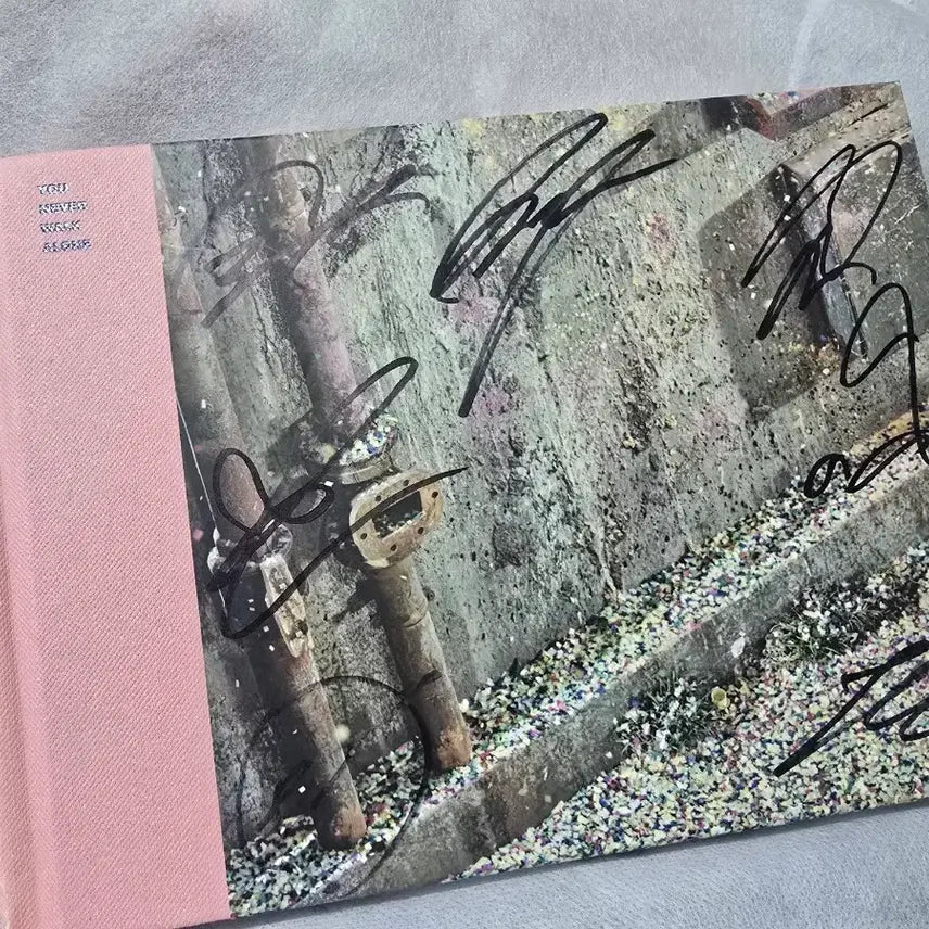 [BUNJANG] BTS Signed YOU NEVER WALK ALONE Album / BTS 사인씨디