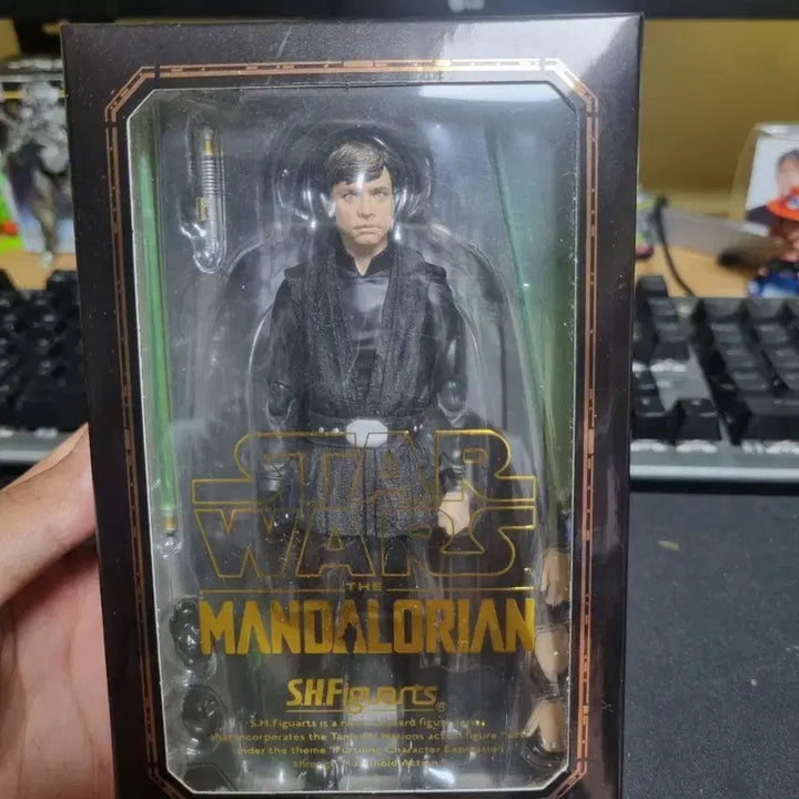 [BUNJANG] Bandai SHFiguarts Star Wars The Mandalorian Luke Skywalker Figure / 반다이 SHFiguarts 스타워즈 만달로리안 루크 스카이워커 피규어