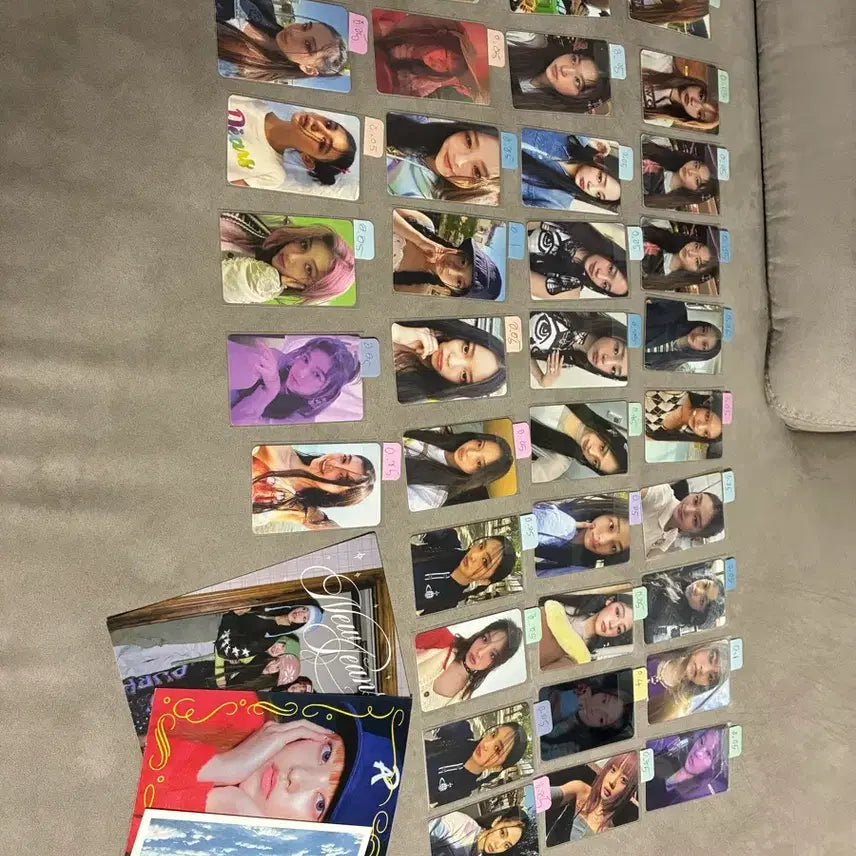 [BUNJANG] NewJeans Photocard &amp; Postcard Bundle / 뉴진스 포토카드 &amp; 엽서 팔아요