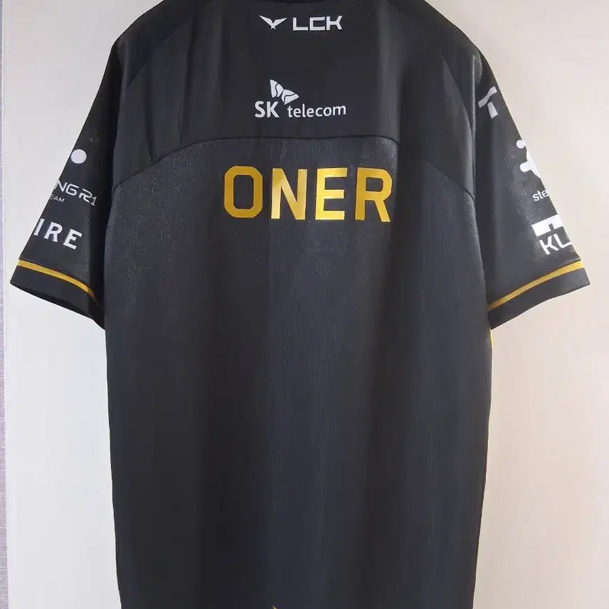 [BUNJANG] T1 2025 Worlds League of Legends Faker Uniform - Size M / 2025 월즈 롤드컵 T1 오너 유니폼