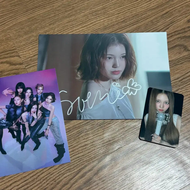 [BUNJANG] Izna Metronome Mini Fanmeeting Sebi Signed Poster &amp; Official Photocard Set / 이즈나 메트로놈 미니팬미팅 세비 싸인 포스터 공방포카 세트
