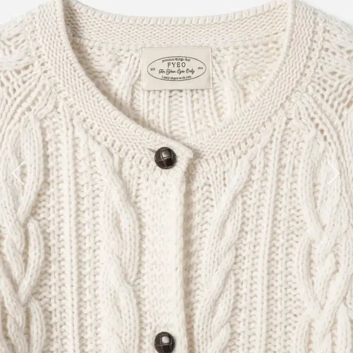 [BUNJANG] FYEO Coni Cable Wool Knit Cardigan Ivory / 택포) 포유온 코니 케이블 울 니트 가디건_FYEO Coni Cable