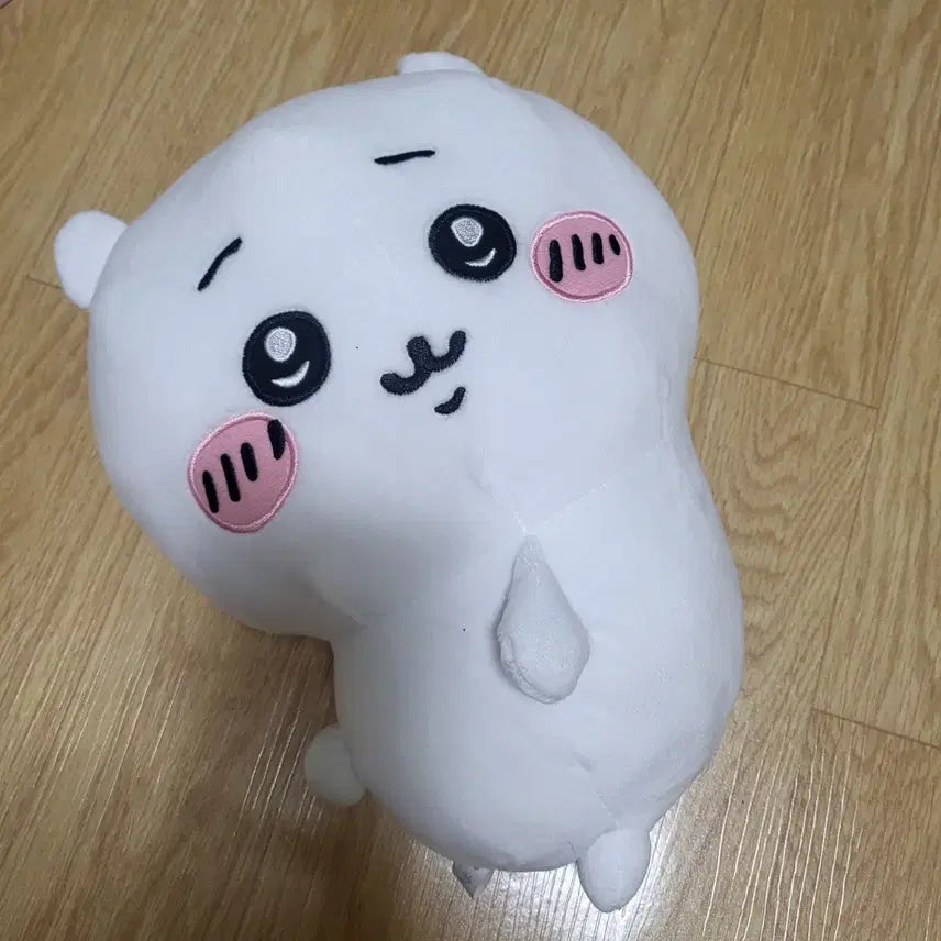 [BUNJANG] Cheeky Chikawa Wiggling Butt Plush / 치이카와 누이 엉덩이 흔드는 척
