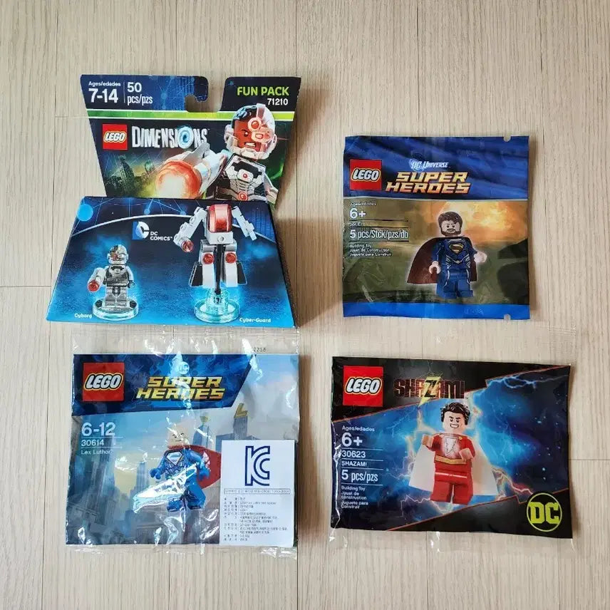 [BUNJANG] LEGO Discontinued DC Polybag &amp; Dimensions Cyborg Bundle / 레고 단종된 DC폴리팩 및 디멘션즈 사이보그 등 일괄 11만 판매합니다