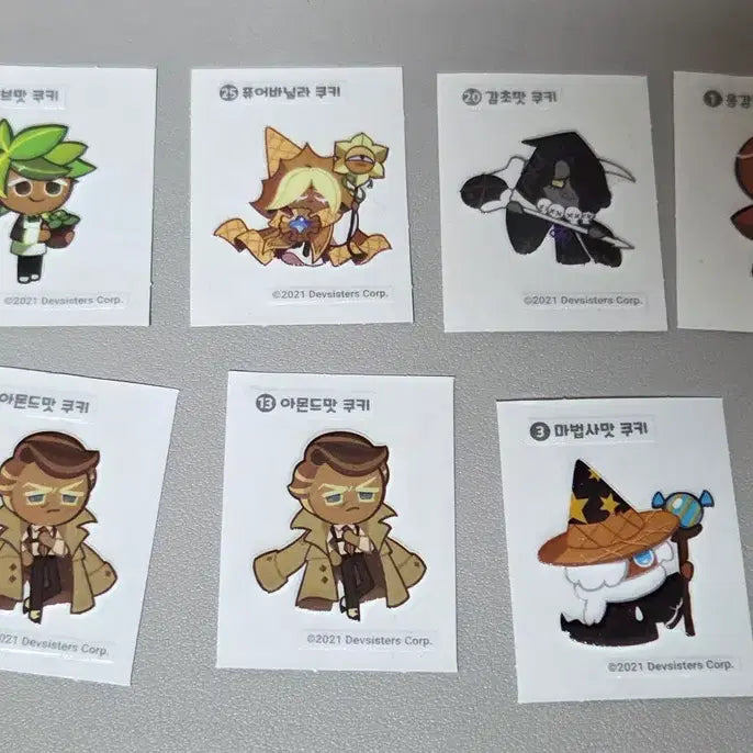 [BUNJANG] Cookie Run Sticker Book + 10 Sticker Bundle / 쿠키런 띠부씰북 + 띠부씰 10종 일괄