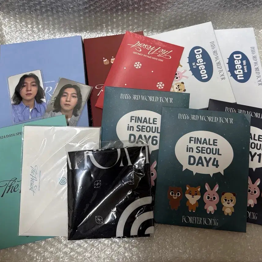 [BUNJANG] DAY6 Entrance Gift Bundle Set / 데이식스 DAY6 입장 기프트 일괄