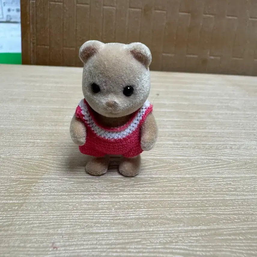 [BUNJANG] Sylvanian Families Old Bear Baby Old Romper Tier Drop / 실버니아 올드 곰 아기 구형 롬퍼 초기 티어드롭