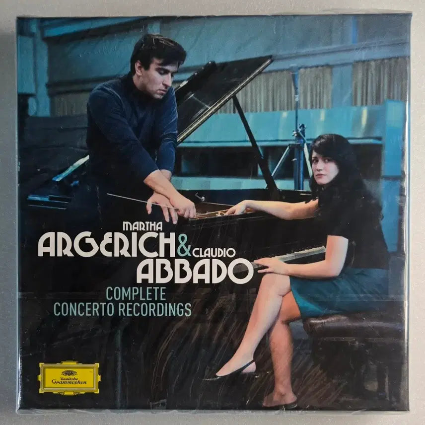 [BUNJANG] Martha Argerich &amp; Claudio Abbado Concerto Recordings Complete Edition 5CD Box Set (Sealed) / 아르헤리치 &amp; 아바도 협주곡 녹음 전집 5CD BOX (미개봉)