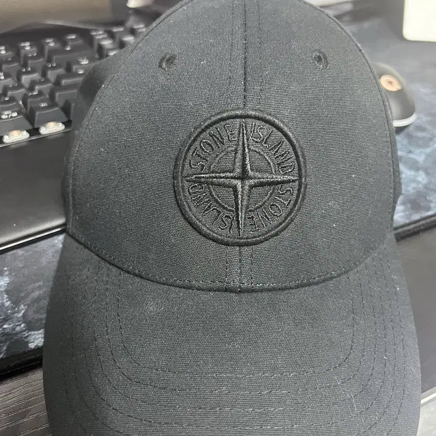 [BUNJANG] Stone Island Cap Black UN / 스톤아일랜드 볼캡 블랙 UN