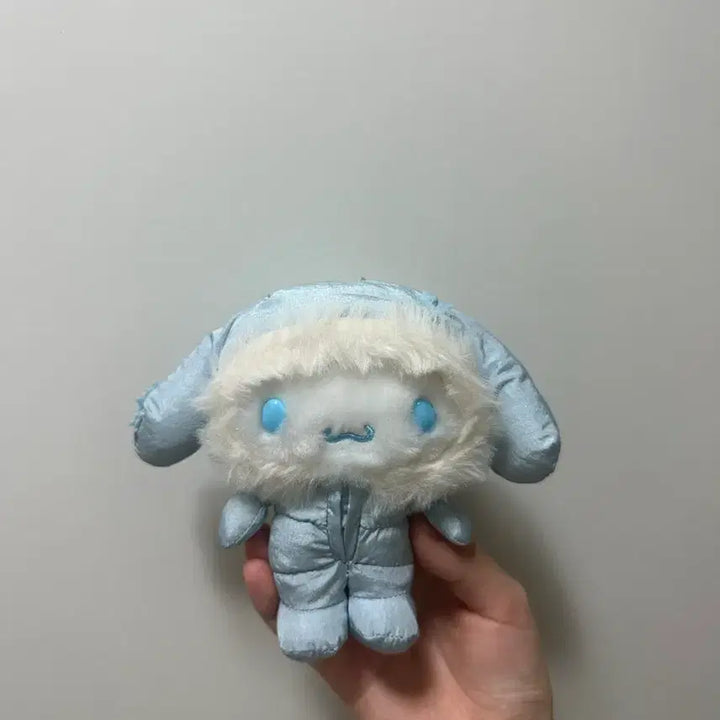 [BUNJANG] Cinnamoroll Padded Doll Keychain / 시나모롤 패딩 인형 키링
