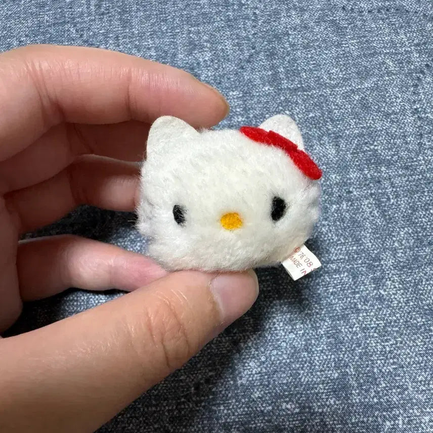 [BUNJANG] Vintage Hello Kitty Mini Face Plush / 고전 헬로키티 똥사이즈 미니 키티 얼굴 인형 판매중