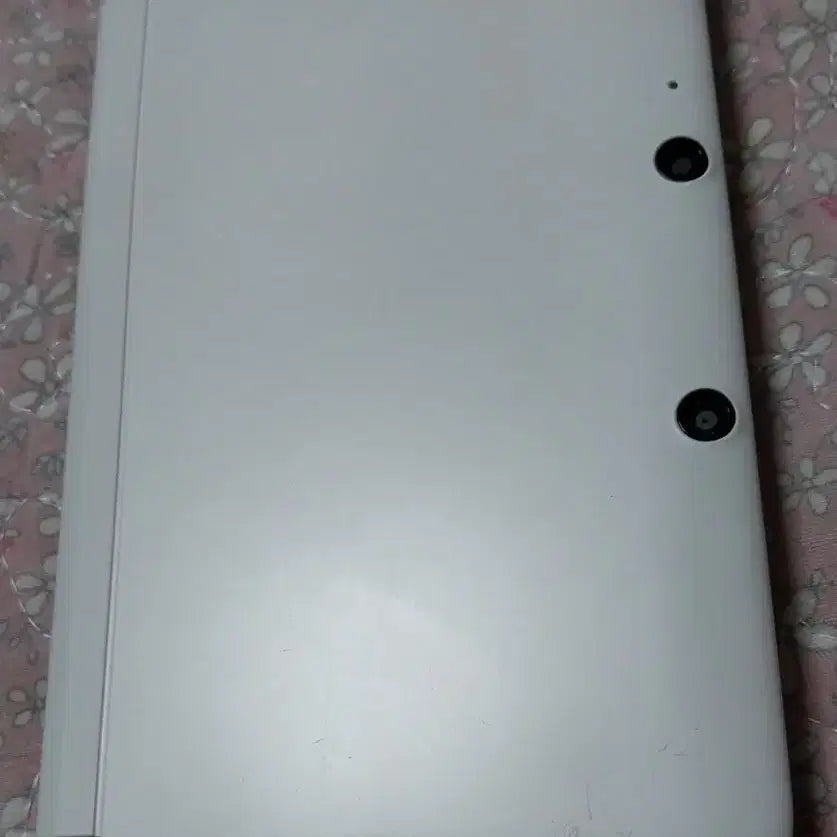 [SOLD OUT] 닌텐도 3ds xl 화이트 팝니다