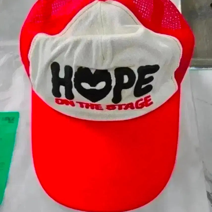 [BUNJANG] BTS J-Hope Red Cap Hat / 새상품) bts 제이홉 볼캡 모자 레드 판매합니다