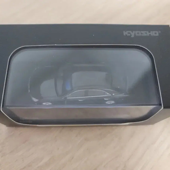 [BUNJANG] Kyosho 1:64 Toyota Crown Diecast Model Car - Black / 1:64 교쇼 도요타 크라운 미니카 블랙