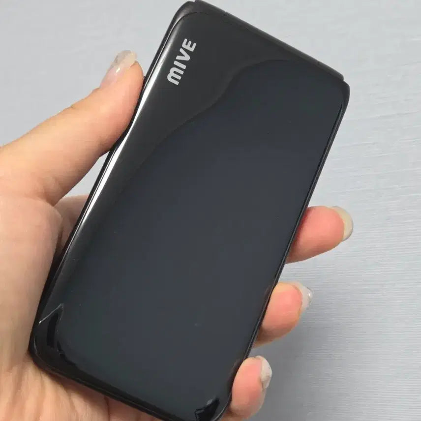 [BUNJANG] Samsung Galaxy Myve Style Folder Phone S-Class M120 Kids Phone / 갤럭시 마이브 스타일 폴더폰 S급 m120 키즈폰 효도폰 안산폴더폰