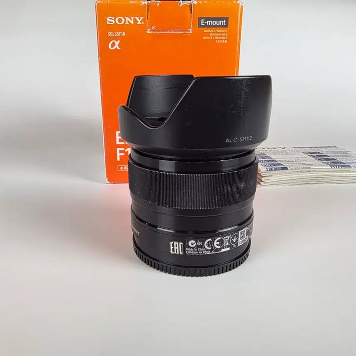 [BUNJANG] Sony E 35mm F1.8 OSS (SEL35F18) Lens - Full Box / [정품/풀박스] 소니 E 35mm F1.8 OSS (SEL35F18)