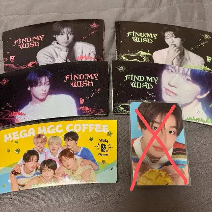 [BUNJANG] Megacoffee Sakuya Birthday Poster / 메가커피 사쿠야 생일 포스터 포토카드 컵홀더 양도