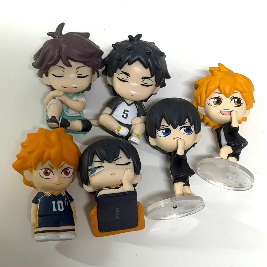 [BUNJANG] Haikyuu!! Gacha Figure Bundle Set / 일괄) 하이큐 가챠 피규어 양도 카게야마 히나타 오이카와 아카아시
