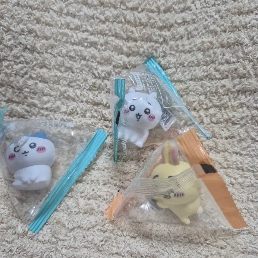 [BUNJANG] Chiikawa Mini Figure 3-Set / 치이카와 미니 피규어 3종 세트