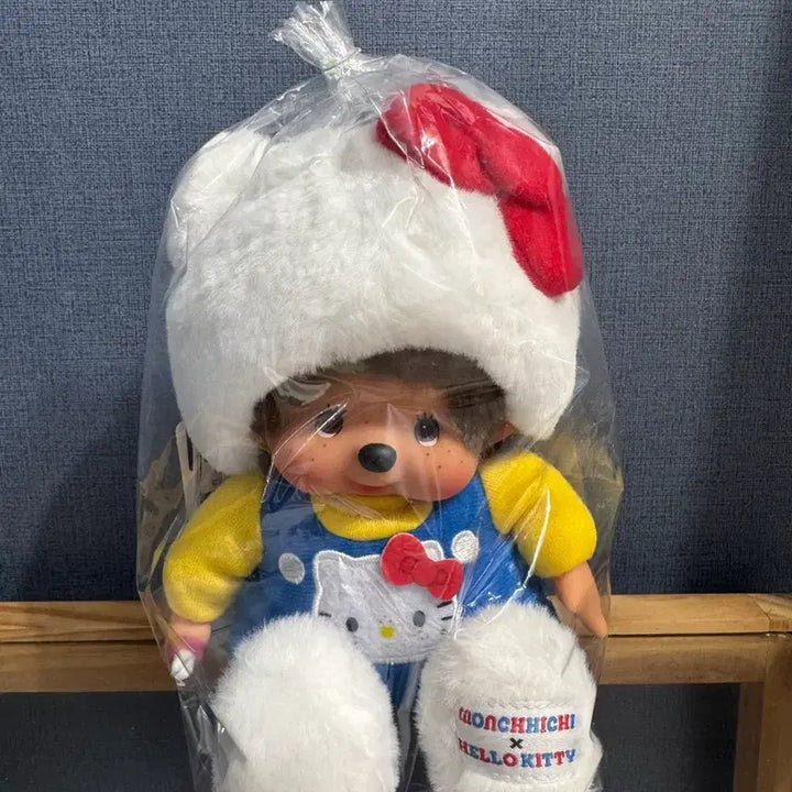 [SOLD OUT] 헬로키티 몬치치 (메지루시 사은품)
