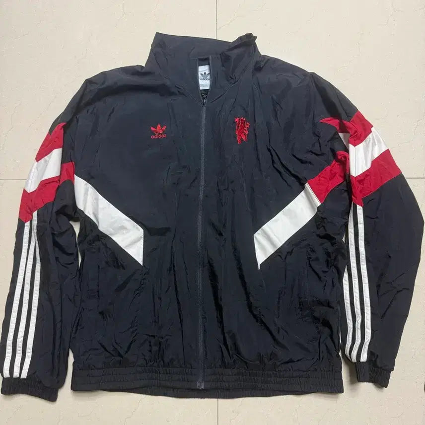 [BUNJANG] Manchester United Windbreaker Track Top - Black/Red - XL / 맨유 바람막이 트랙탑 블랙/레드 XL