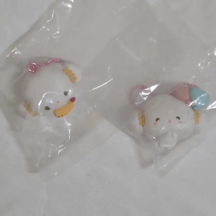 [SOLD OUT] 산리오 코기뮹 가챠 키링 피규어 2종 일괄