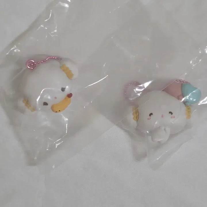 [SOLD OUT] 산리오 코기뮹 가챠 키링 피규어 2종 일괄