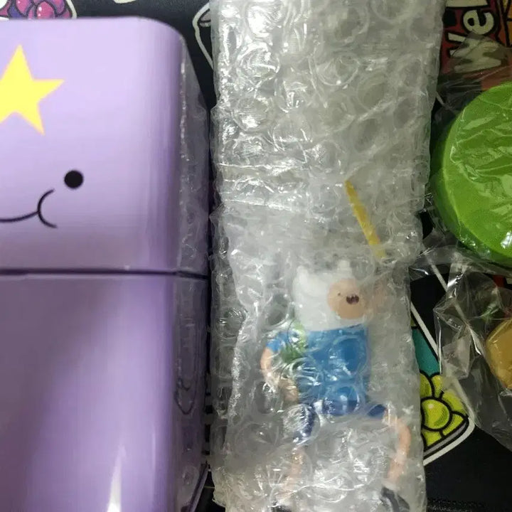 [SOLD OUT] 어드벤처타임 어드벤쳐타임 어탐 틴케이스 피규어 핀 제이크 레몬그랩 얼음