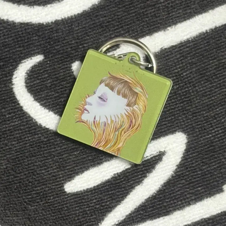[SOLD OUT] 킹누 카멜레온 앨범자켓 키링