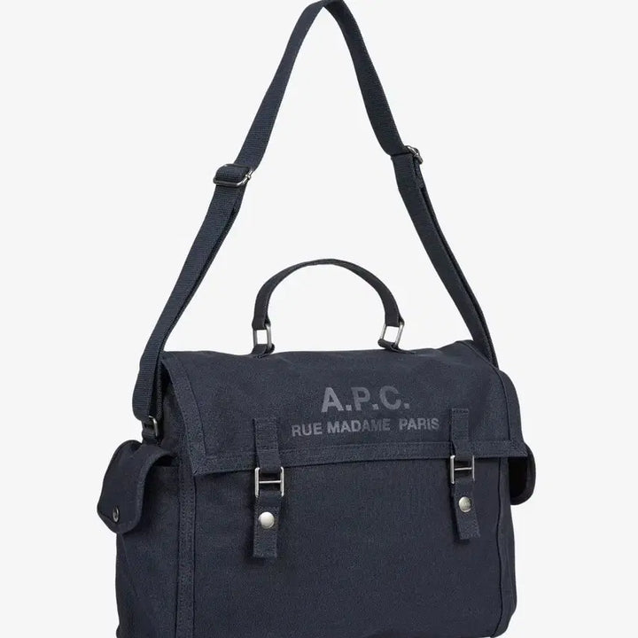 [BUNJANG] APC A.P.C. Dark Navy Sac Satchel Messenger Bag / (새상품60%할인)26년 신상 APC 아페쎄 사첼 메신져백 다크 네이비