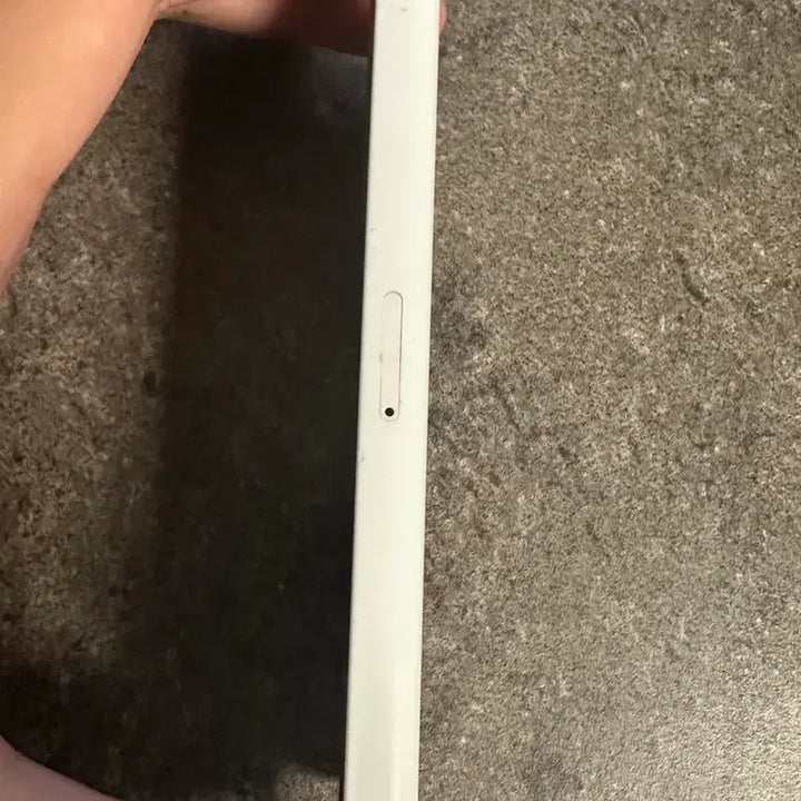 [SOLD OUT] 아이폰 5c 화이트 16gb