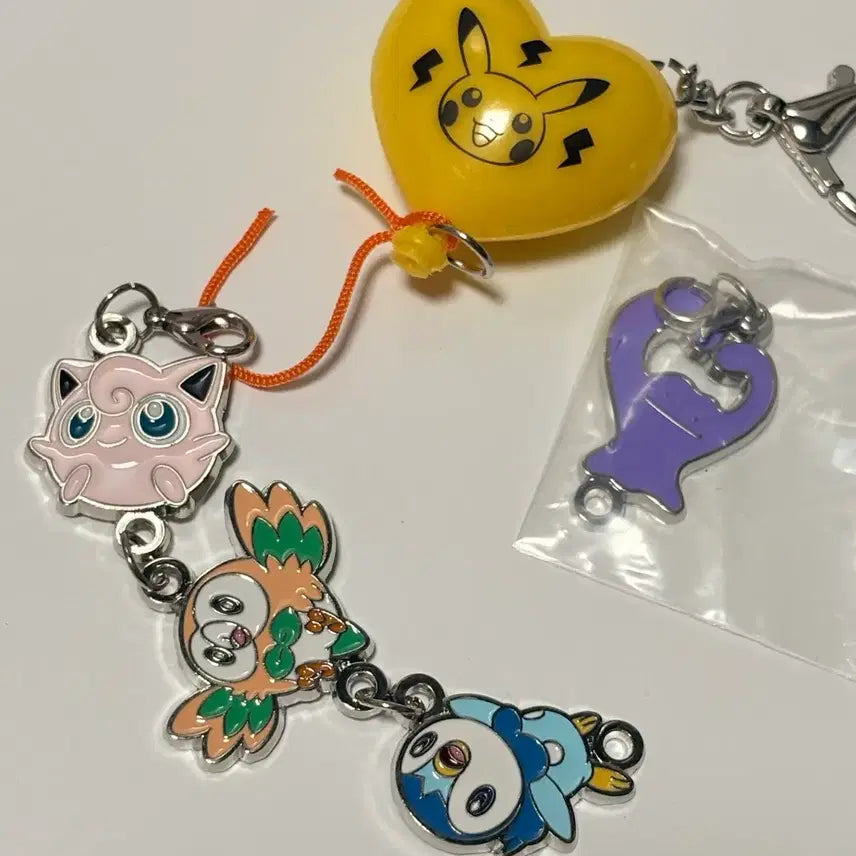 [BUNJANG] Pokemon Heart Balloon Metal Charm Gacha Metamon Pikachu / 포켓몬 하트 벌룬 메탈 참 가챠 메타몽 피카츄