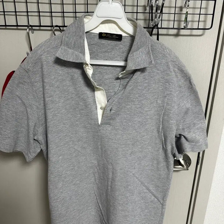 [SOLD OUT] 로로피아나 회색폴로티