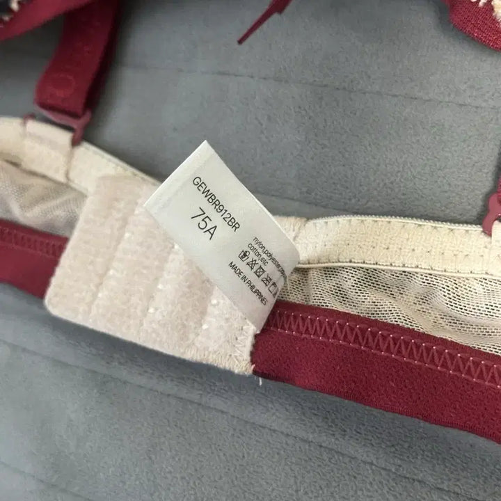 [SOLD OUT] 게스 레오파드 볼륨 코르셋 언더웨어 세트