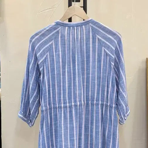 [SOLD OUT] 시슬리 로브