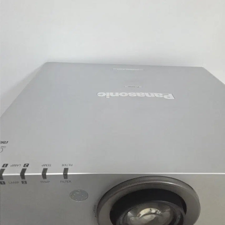 [SOLD OUT] 고안시 DLP 6500안시 빔프로젝터 파나소닉 PT-D6000 듀얼램프