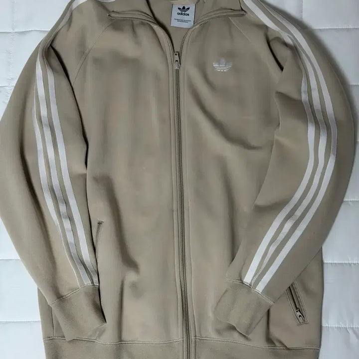 [SOLD OUT] 아디다스 베이지 스케이트 져지 XS