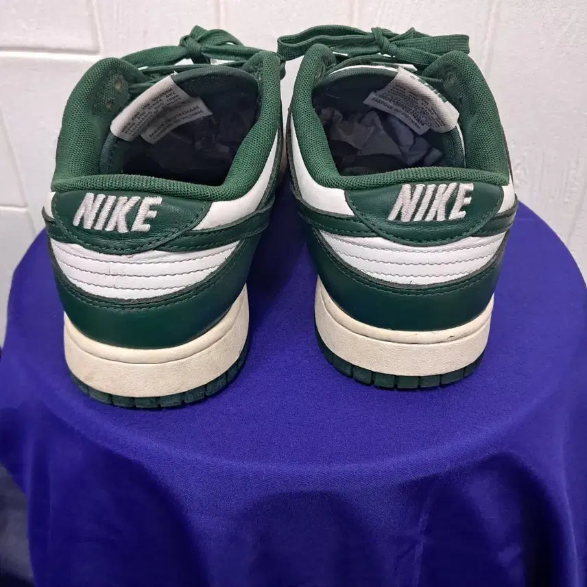 [SOLD OUT] 나이키 덩크 로우 그린 화이트 스니커즈