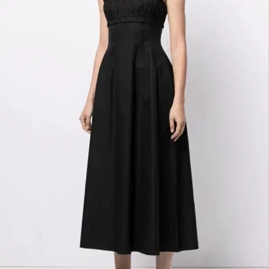[SOLD OUT] khaite 케이트 블랙 원피스 2사이즈(55사이즈)