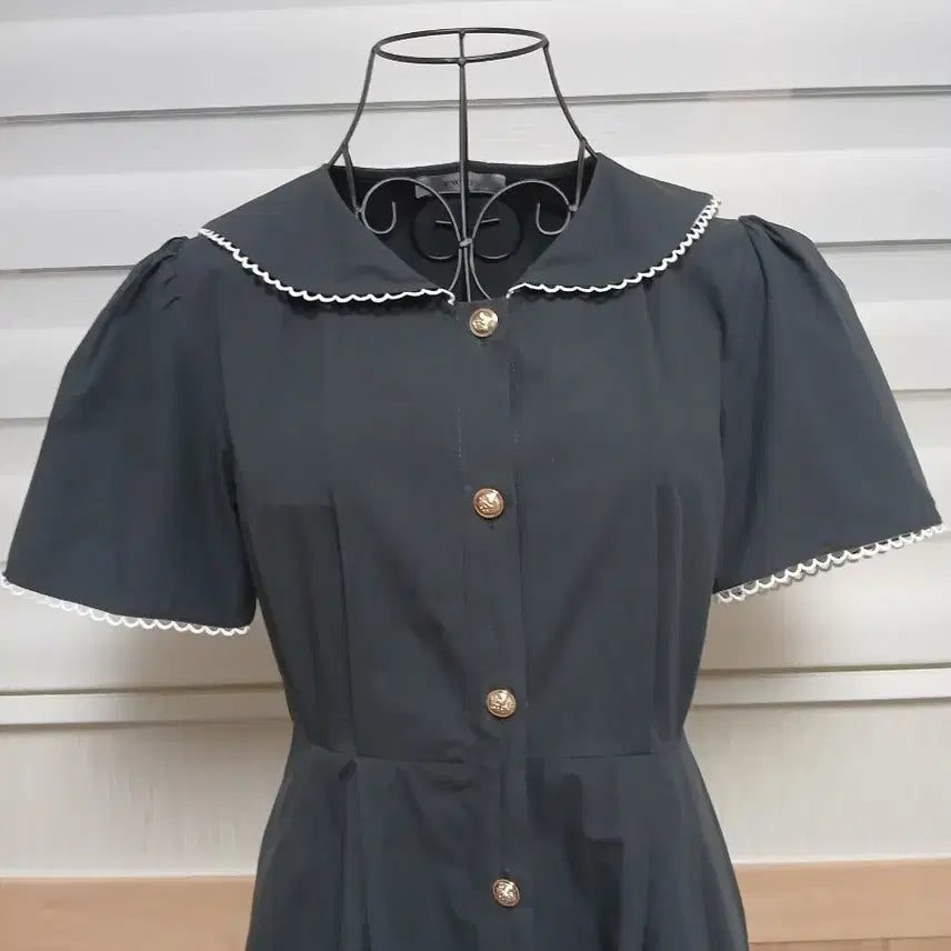 [SOLD OUT] TWEE 카라 A라인 원피스 (면 100% / 여름용 / 날씬핏)
