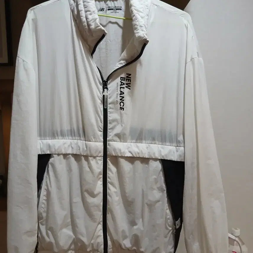 [SOLD OUT] 뉴발란스 바람막이 흰색