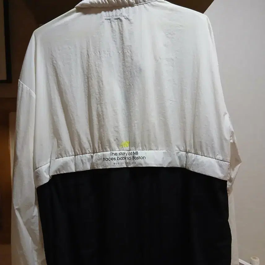 [SOLD OUT] 뉴발란스 바람막이 흰색