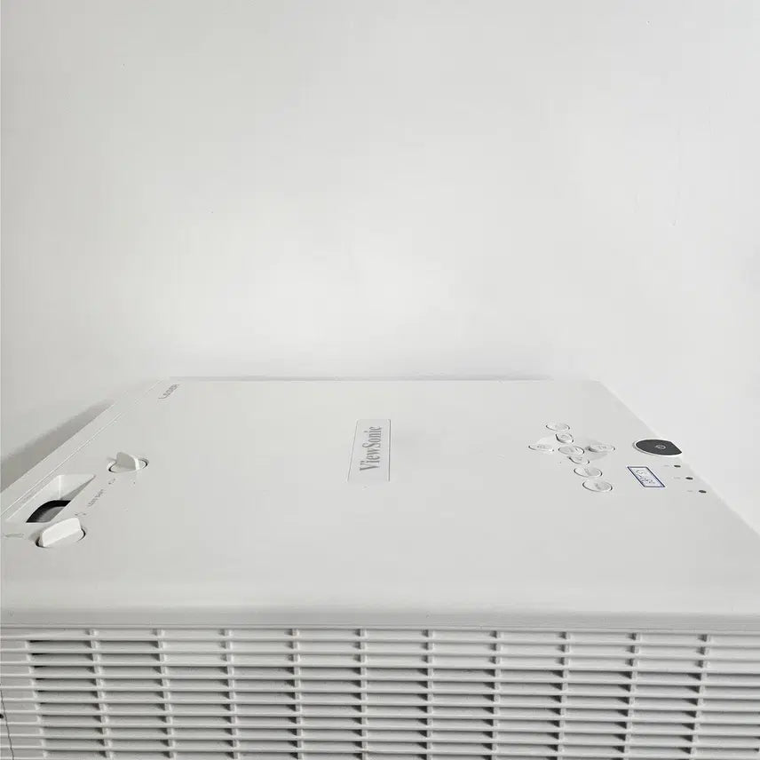 [SOLD OUT] 뷰소닉 LS800WU 레이저 프로젝터 판매합니다.