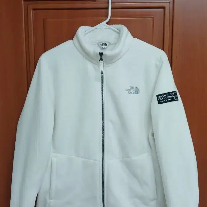 [SOLD OUT] 노스페이스 플리스 자켓 화이트