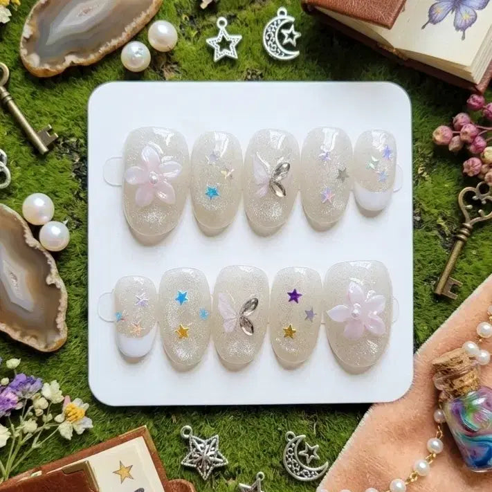 [BUNJANG] Starry Flower Nail Tips (Ivory, Pearl Base) / 97번 별빛 플라워 네일팁