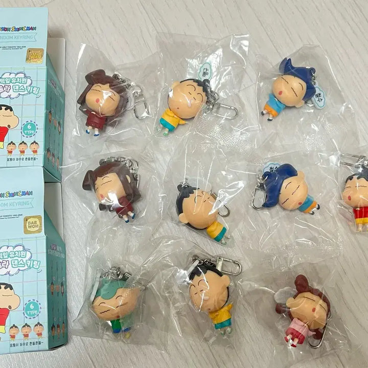 [BUNJANG] Crayon Shin-chan Ula Ula Dancing Keychain (Sealed) / [미개봉] 짱구는 못말려 울라울라 댄스키링